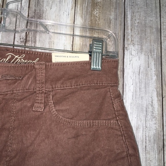 Universal Thread Peach Mid Rise Skinny Corduroy - Picture 4 of 5